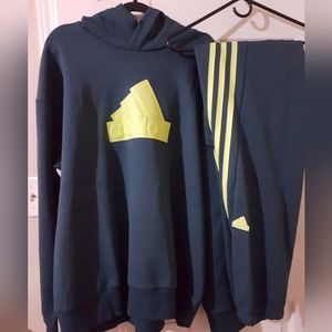 Adidas sweat suit